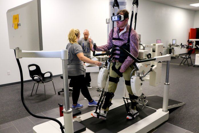 Virtual Reality Therapy: Menggunakan Teknologi untuk Pengobatan dan Rehabilitasi