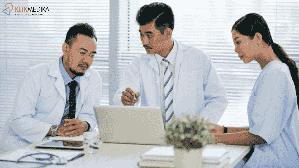 Bagaimana Klinik Melakukan Audit Internal terhadap Penggunaan RME?