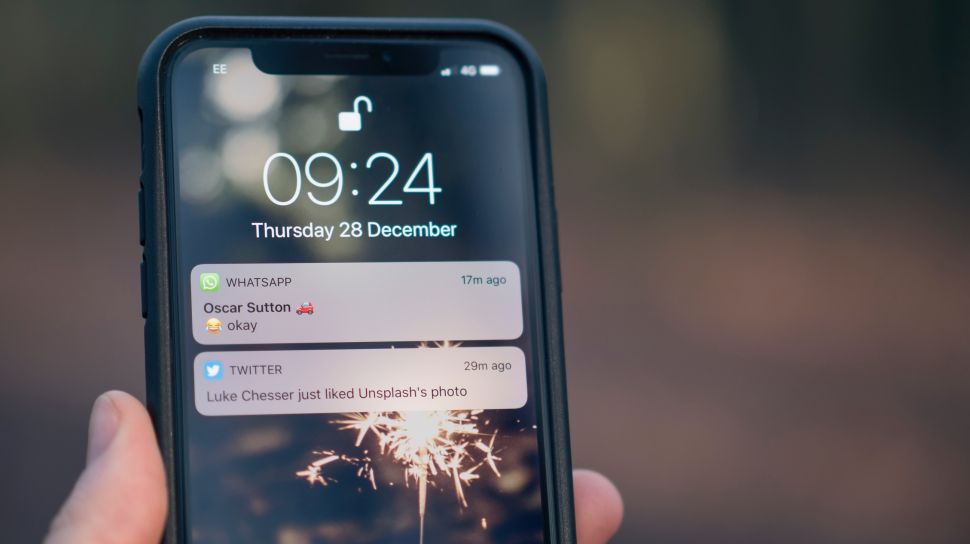 Kenapa Notifikasi HP Bisa Membuat Kita Ketagihan?