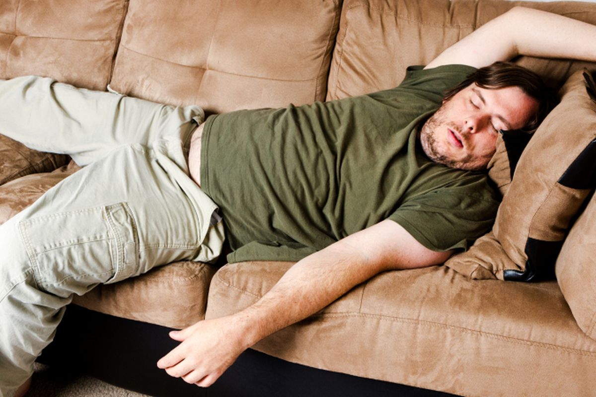 Kenapa Weekend Bikin Kita Tidur Lebih Lama? Apakah Bisa Menebus Kurang Tidur?