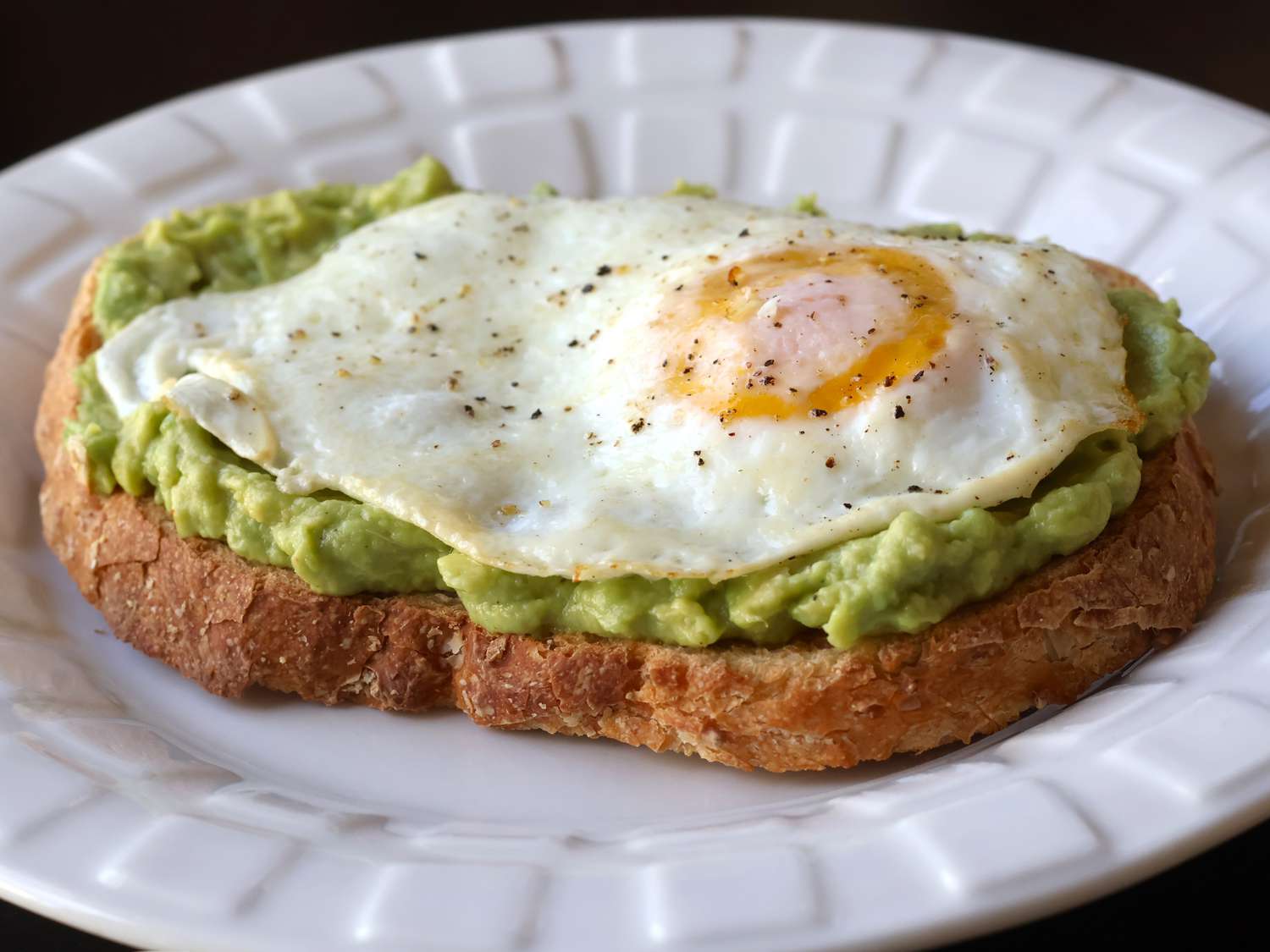 Avocado Toast Jadi Menu Favorit, Apakah Benar Sehat?