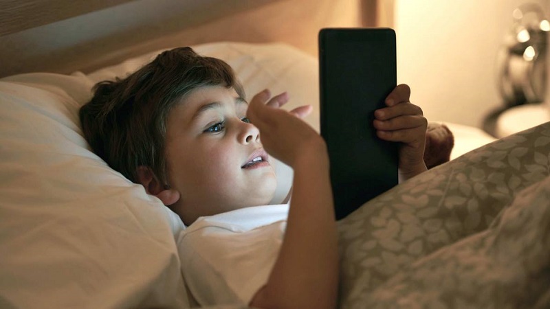 Main Game Sebelum Tidur, Kenapa Jadi Susah Mengantuk?