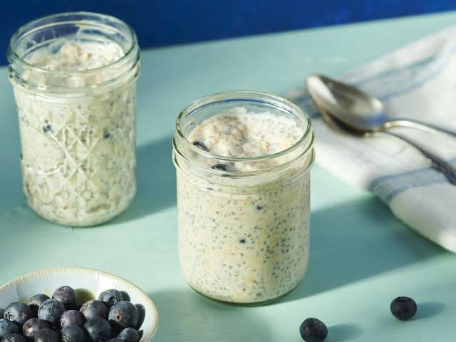 Overnight Oats Jadi Menu Sarapan Viral, Benarkah Sehat untuk Setiap Hari?