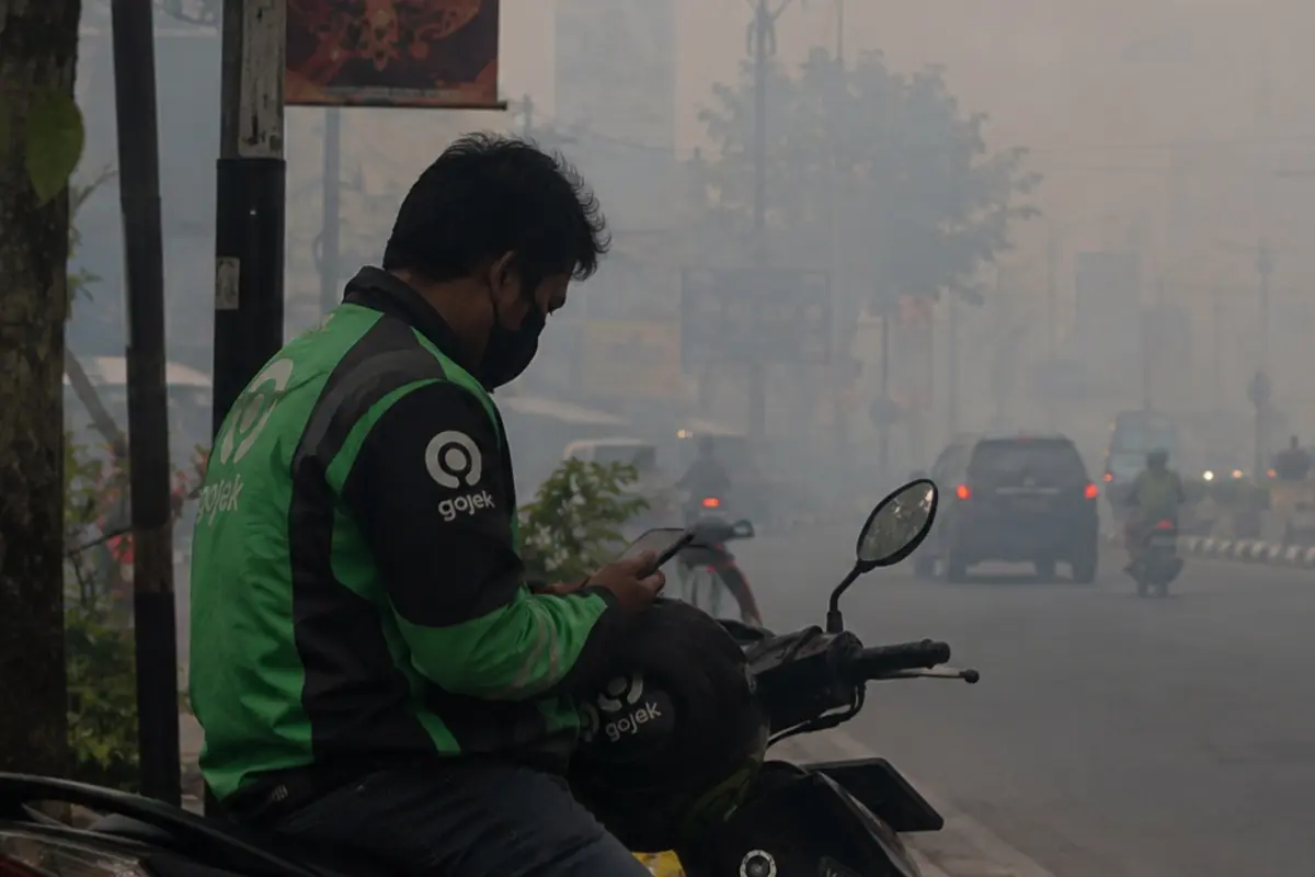 Kerja di Bawah Terik Saat Kabut Asap, Berapa Sering Sebaiknya Beristirahat?